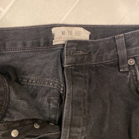 Women’s black distressed free people jeans, size 25 - Picture 2 of 3